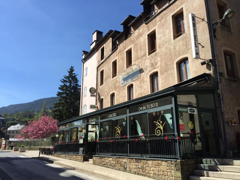Hotel La Citadelle La Canourgue Esterno foto